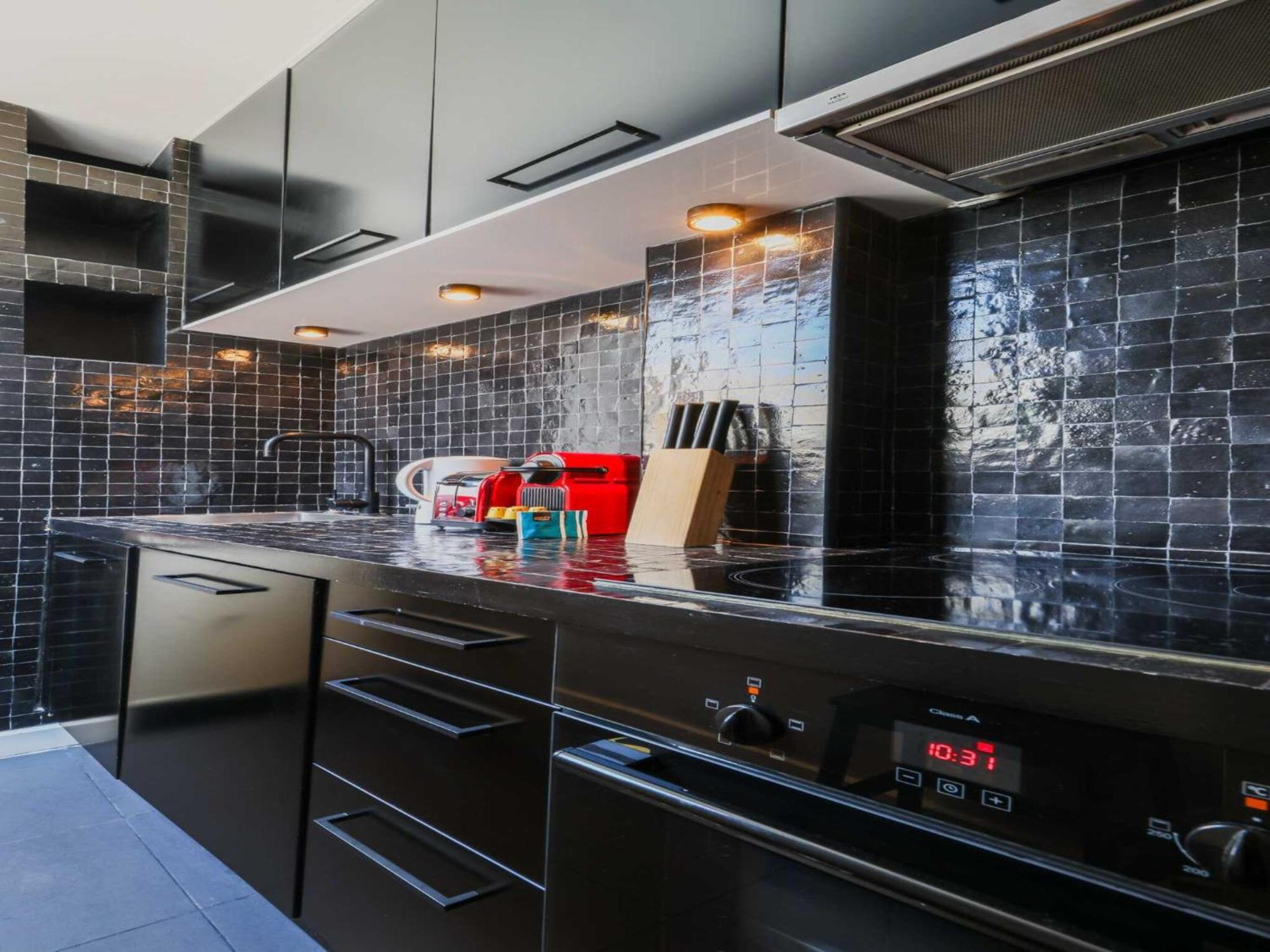 Appartement Luminous 1bdr Witha C&balcony-marais Louvre Paris